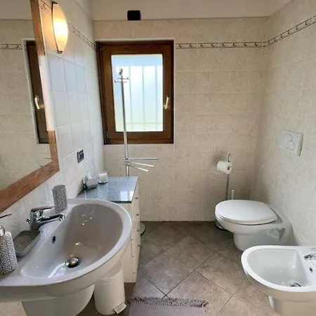 Casa Mirto Apartment Cremia